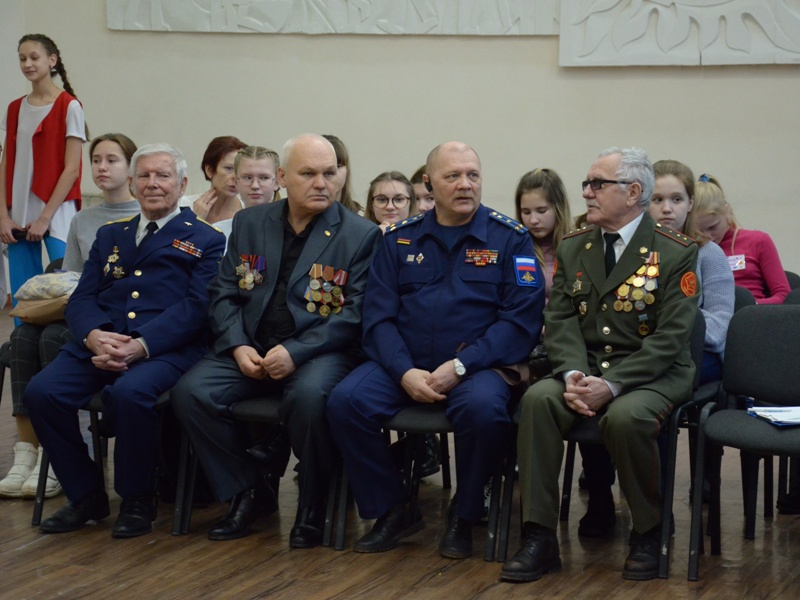 Торжественное мероприятие, посвященное Дню Героев Отечества (ДДТ г.Дзержинска, 09 декабря 2019 года)