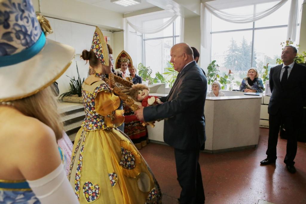 губернатор
