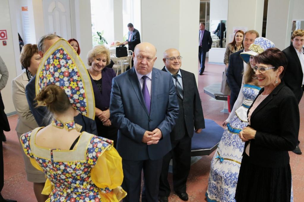 губернатор