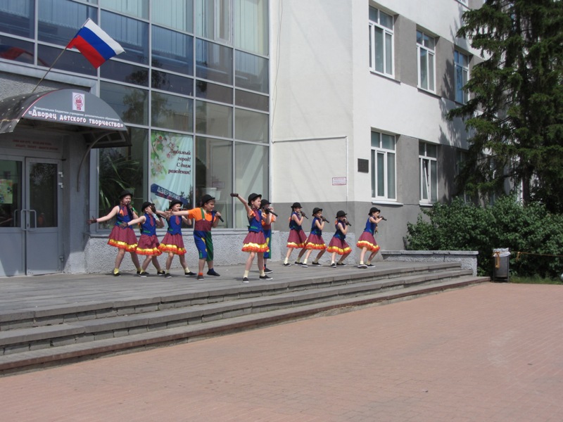 Праздничный концерт, посвященный Дню Победы (9 мая 2016 года)